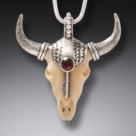 Zealandia sterling silver skull necklace